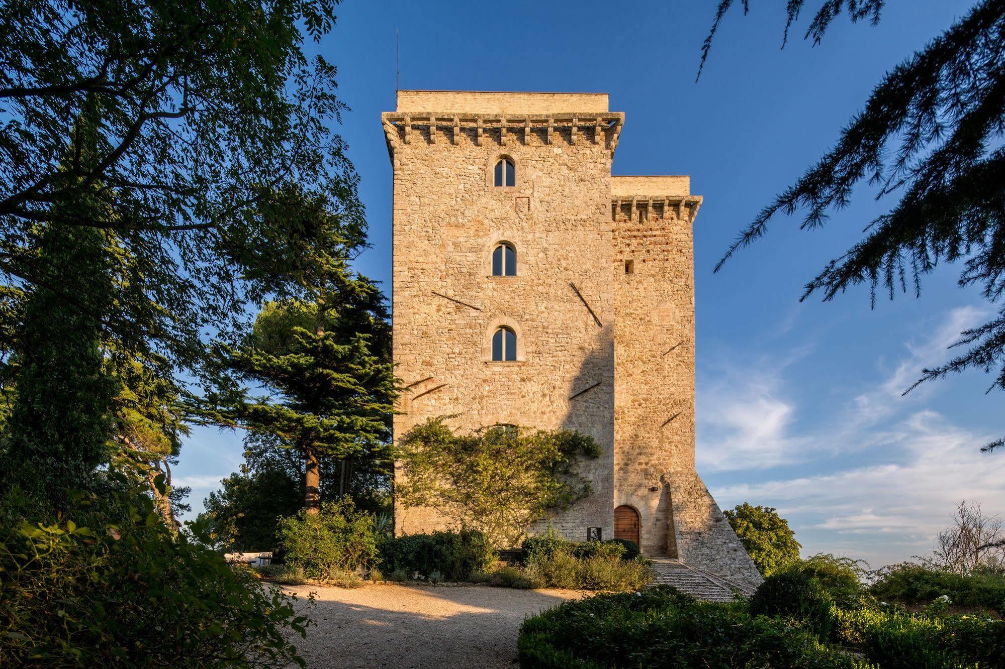 Torre Almonte Aparthotel Todi Exterior photo