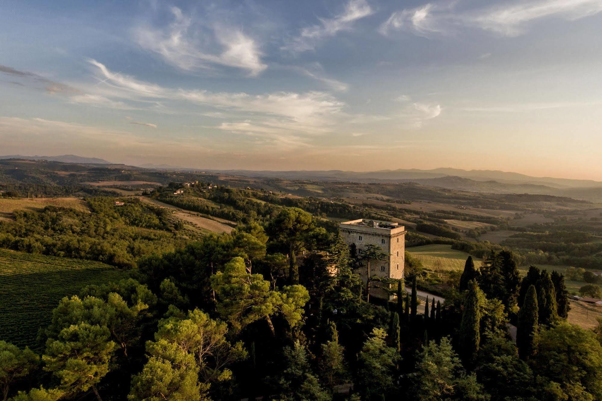 Torre Almonte Aparthotel Todi Exterior photo