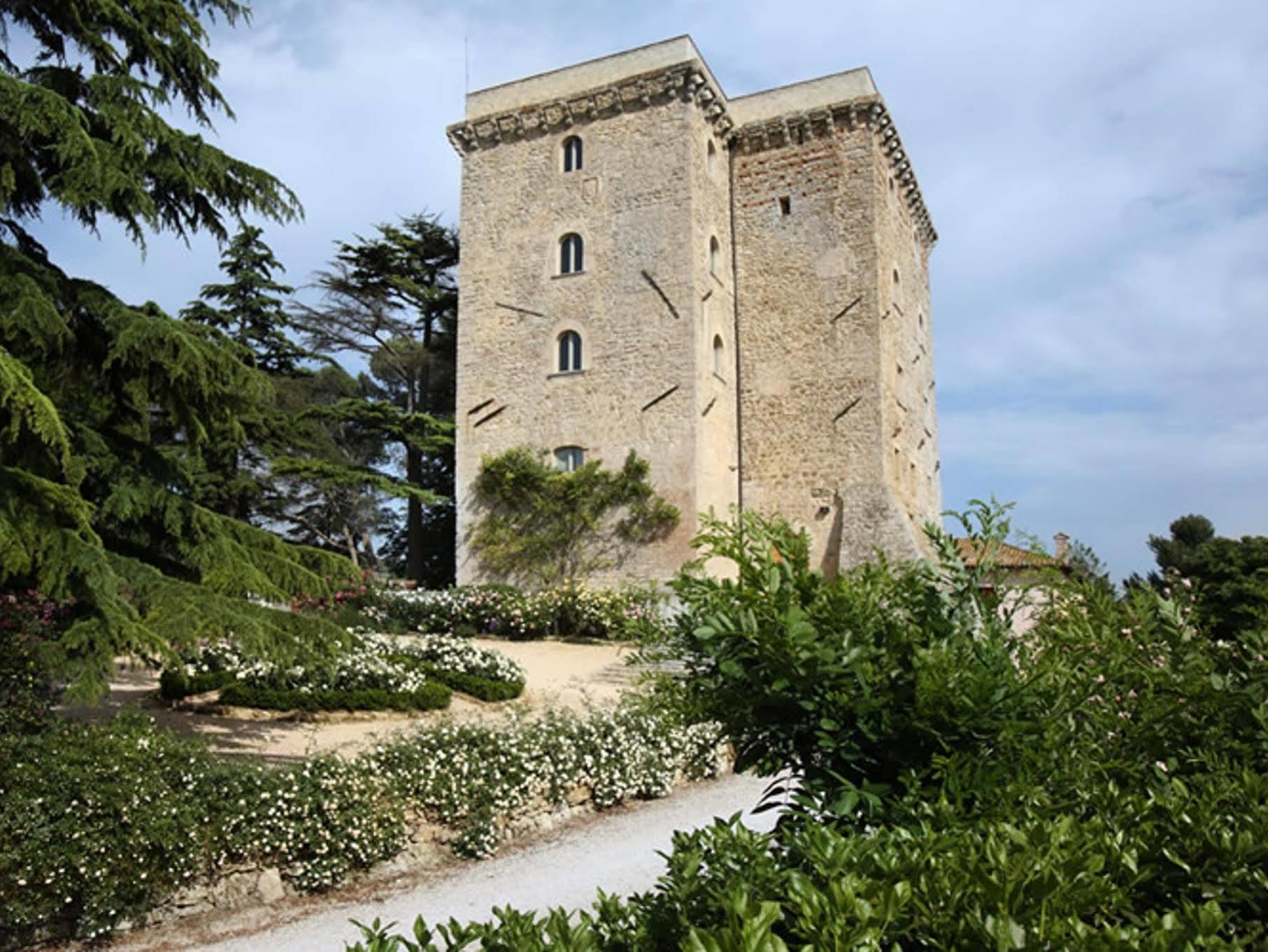 Torre Almonte Aparthotel Todi Exterior photo