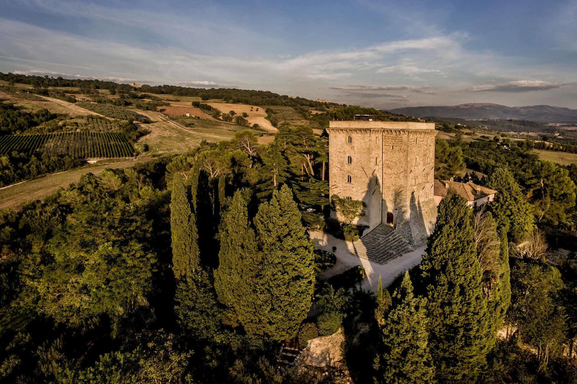 Torre Almonte Aparthotel Todi Exterior photo